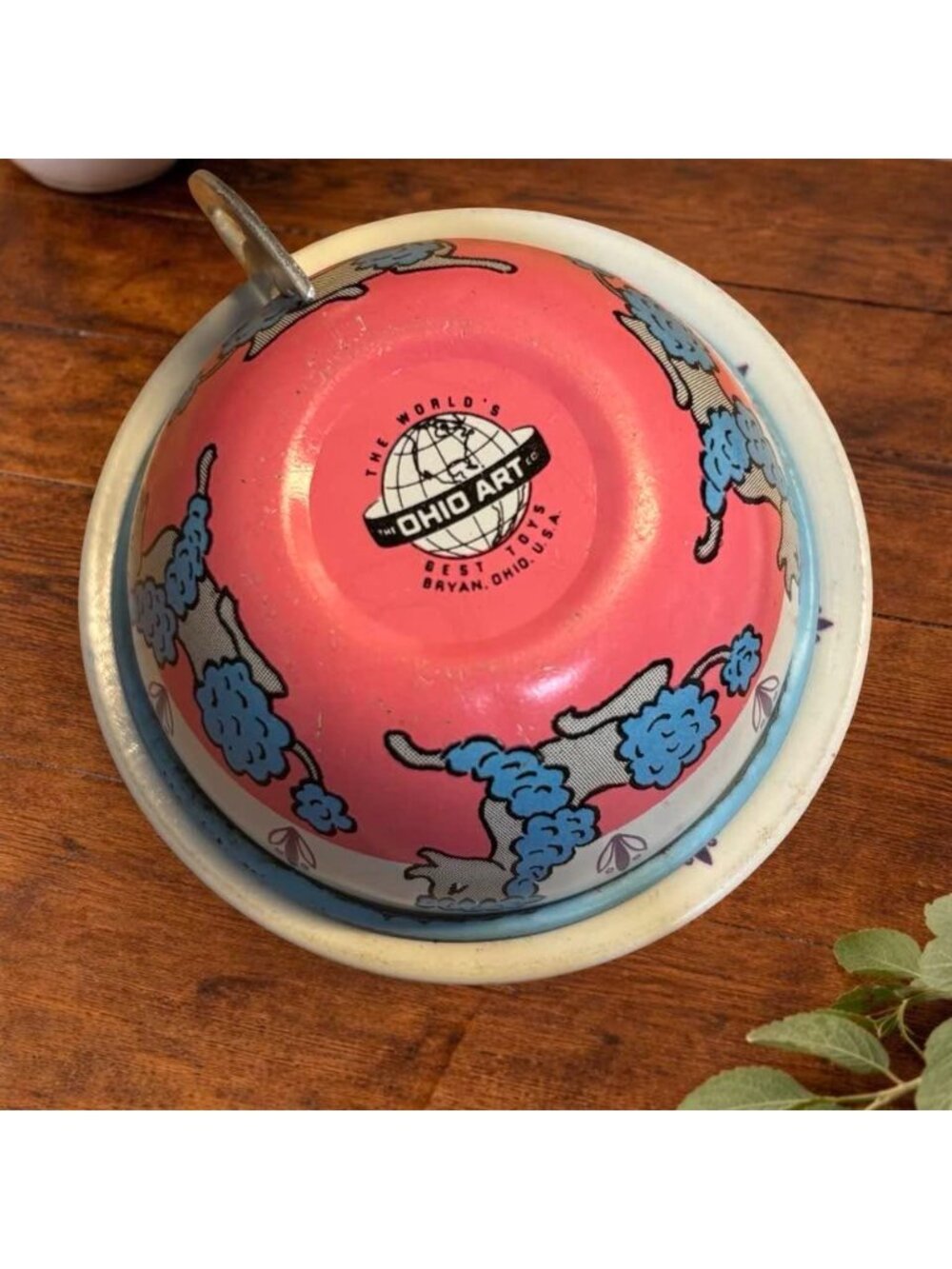 Vintage Ohio Art Childrens Tin Tea Set With Blue Poodle Design and Pink Backgrou - Picture 4 of 8